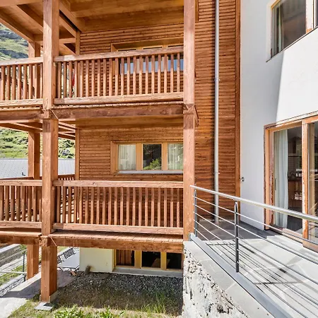 Ari * Zermatt